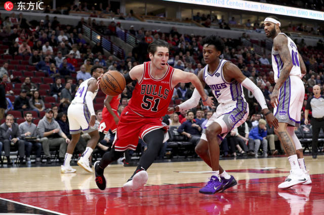 场的逐渐发 场的逐渐发