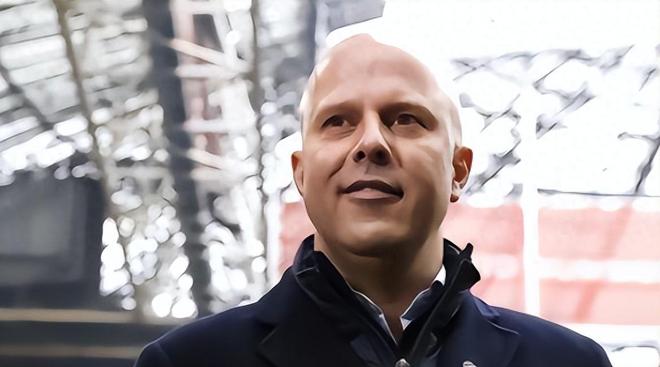 次出现失误 次出现失误