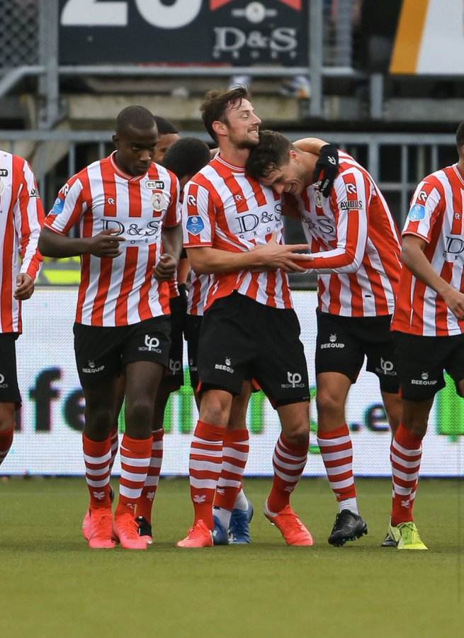 难以招架的 难以招架的