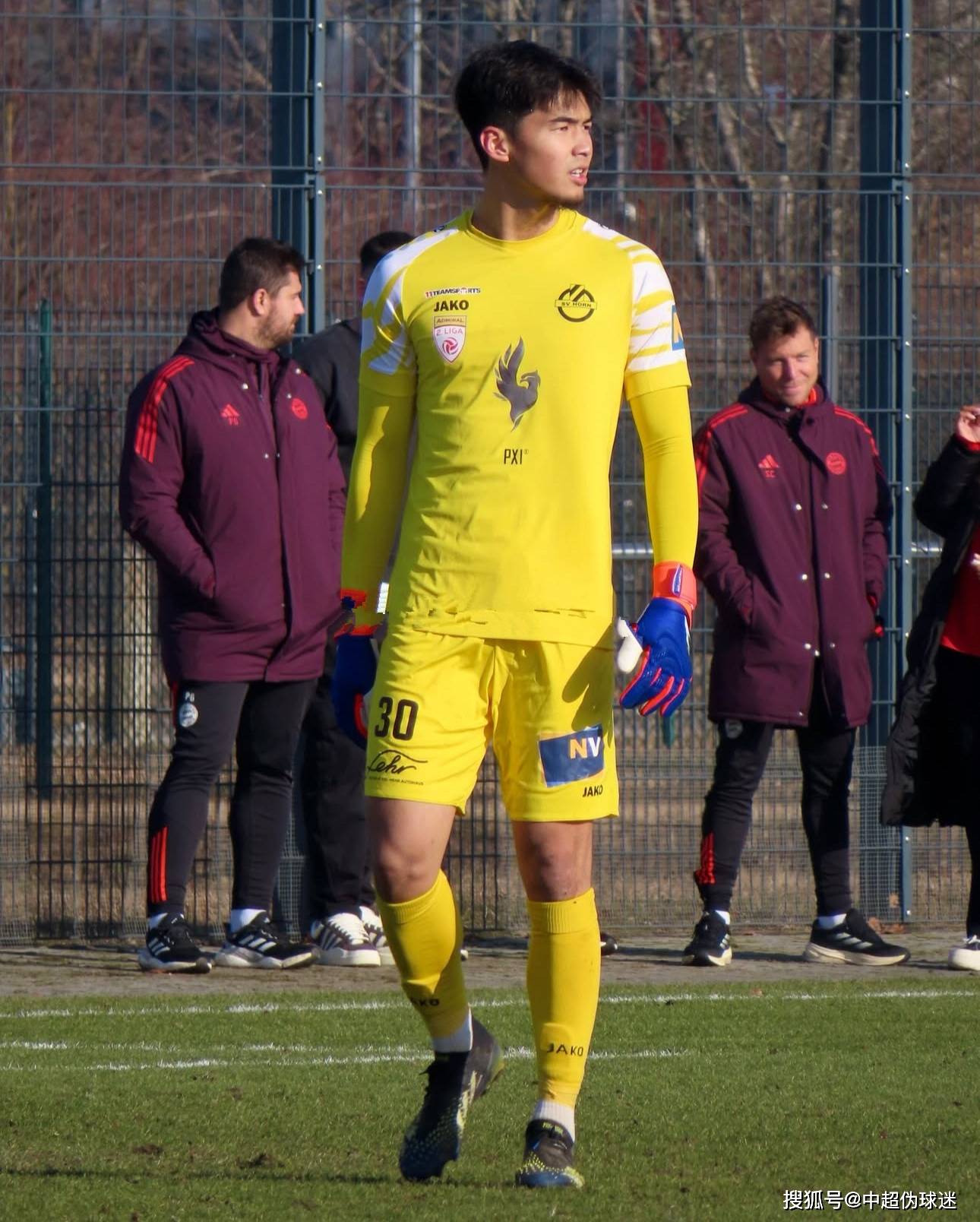 有着天然的 有着天然的