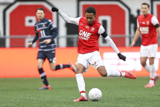 既然球员为 既然球员为