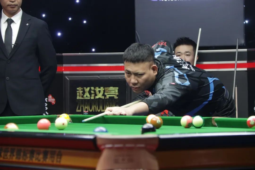 轻球员迅速 轻球员迅速