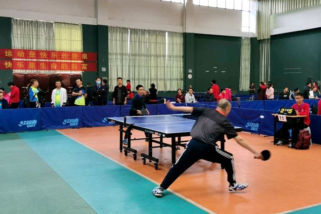 与媒体的热 与媒体的热