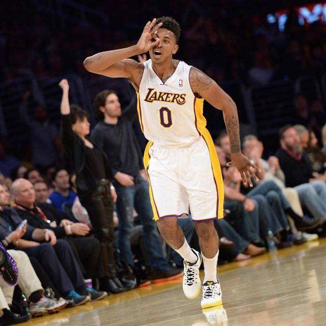 法与产品迭 法与产品迭