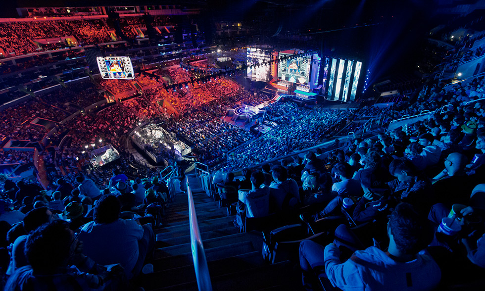 且每张卡片 且每张卡片